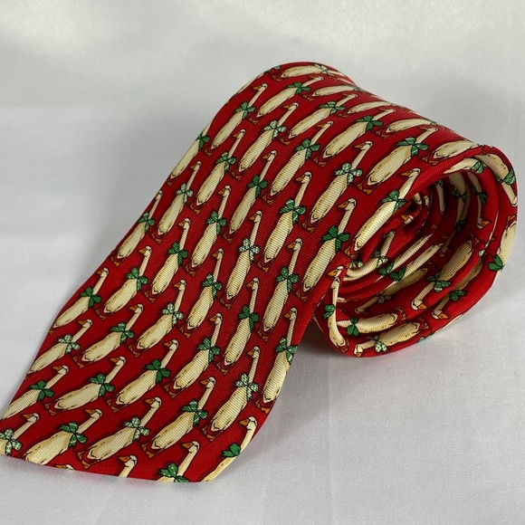 Burberry holiday goose silk tie - Picture 3 of 9